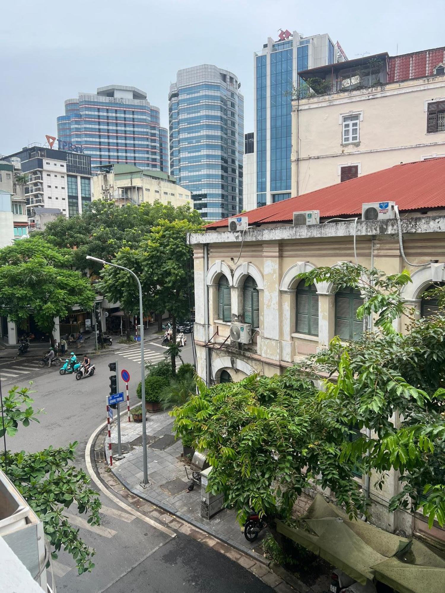 Eco Nest Hotel & Apartment Hanoi Bagian luar foto
